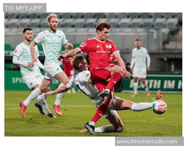 奥格斯堡客场逼平柏林赫塔，红牛杯赛中展现实力