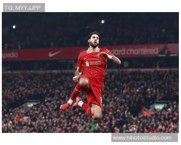 英国足球联赛恢复比赛，曼城击败利物浦重返领先地位